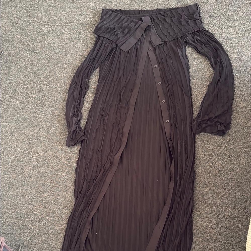 Black Off-Shoulder Bodycon Dress with Bishop Sleeves beach dress. Never worn